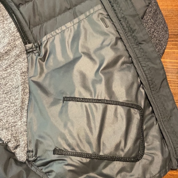 Lululemon 🍋 Jacket - Picture 8 of 9